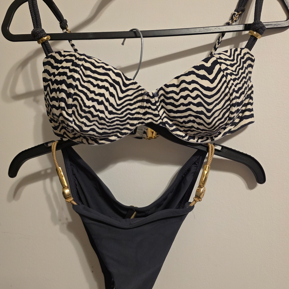 Vix Swiming Set Bra Size XL Panties Size M New